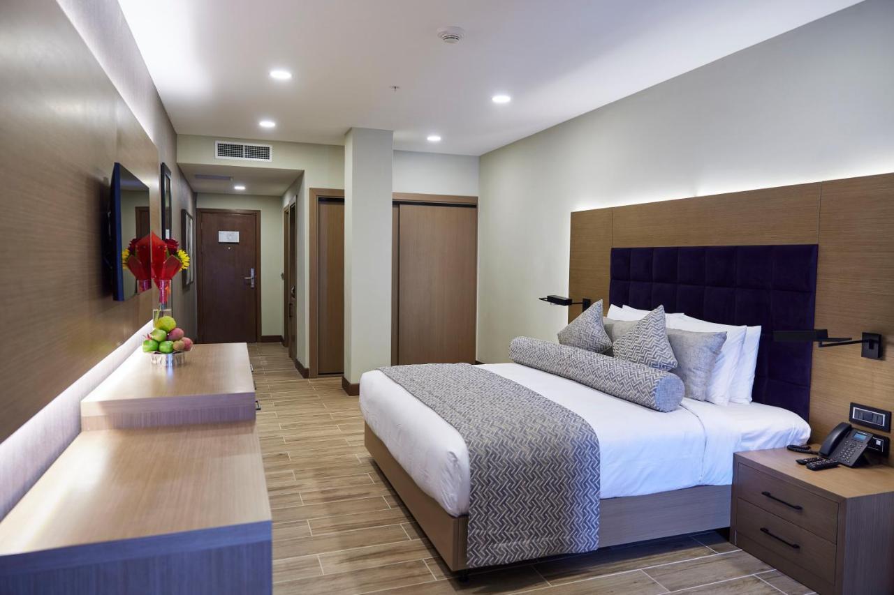 Yogh Hospitality Otel Paramaribo Dış mekan fotoğraf