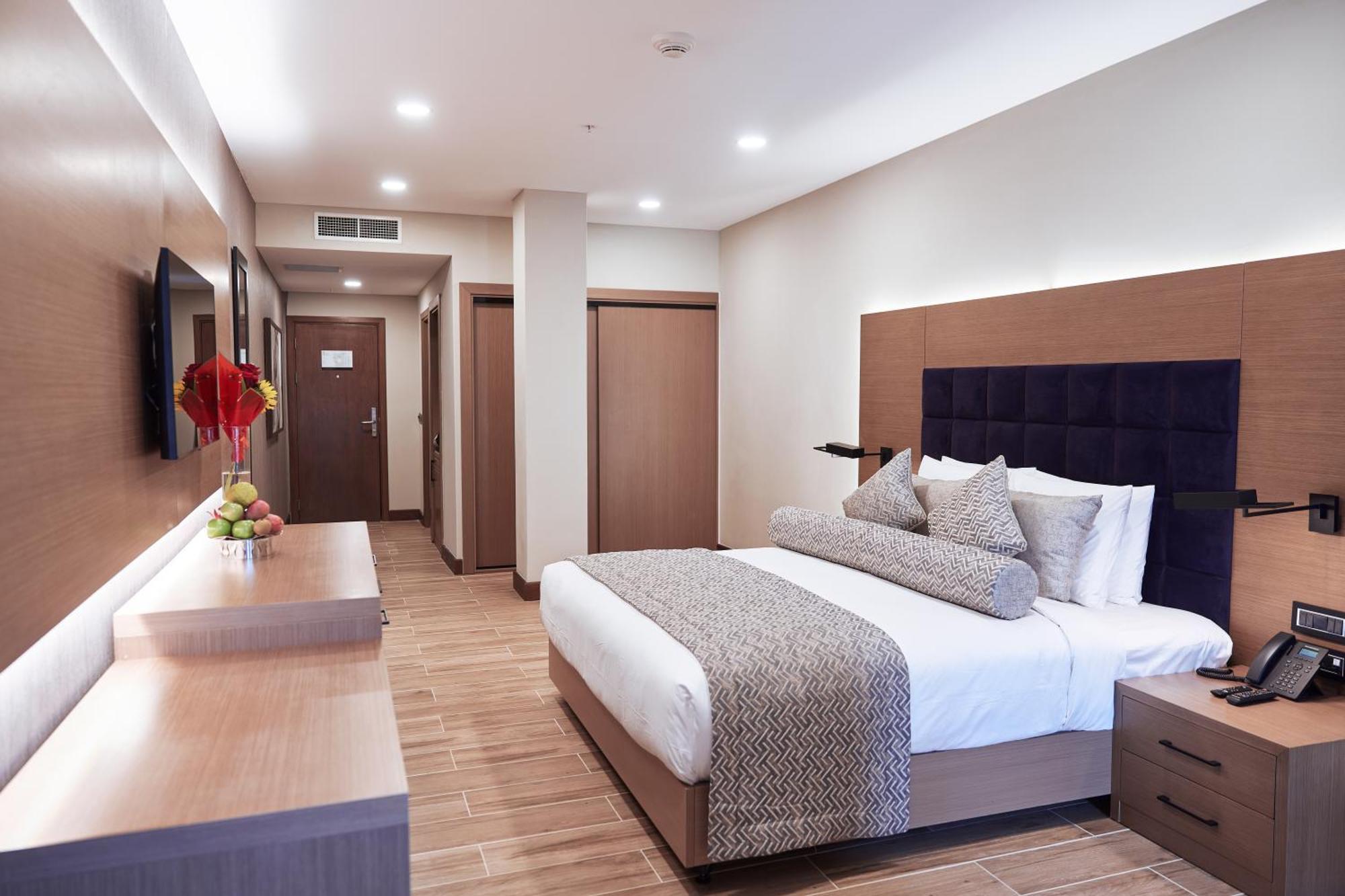 Yogh Hospitality Otel Paramaribo Dış mekan fotoğraf